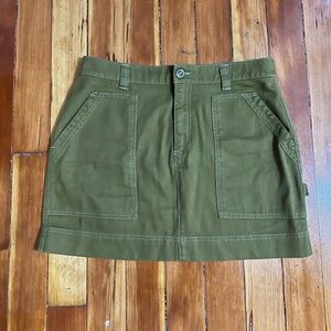 Old Navy Olive khaki cargo mini skirt Size 12